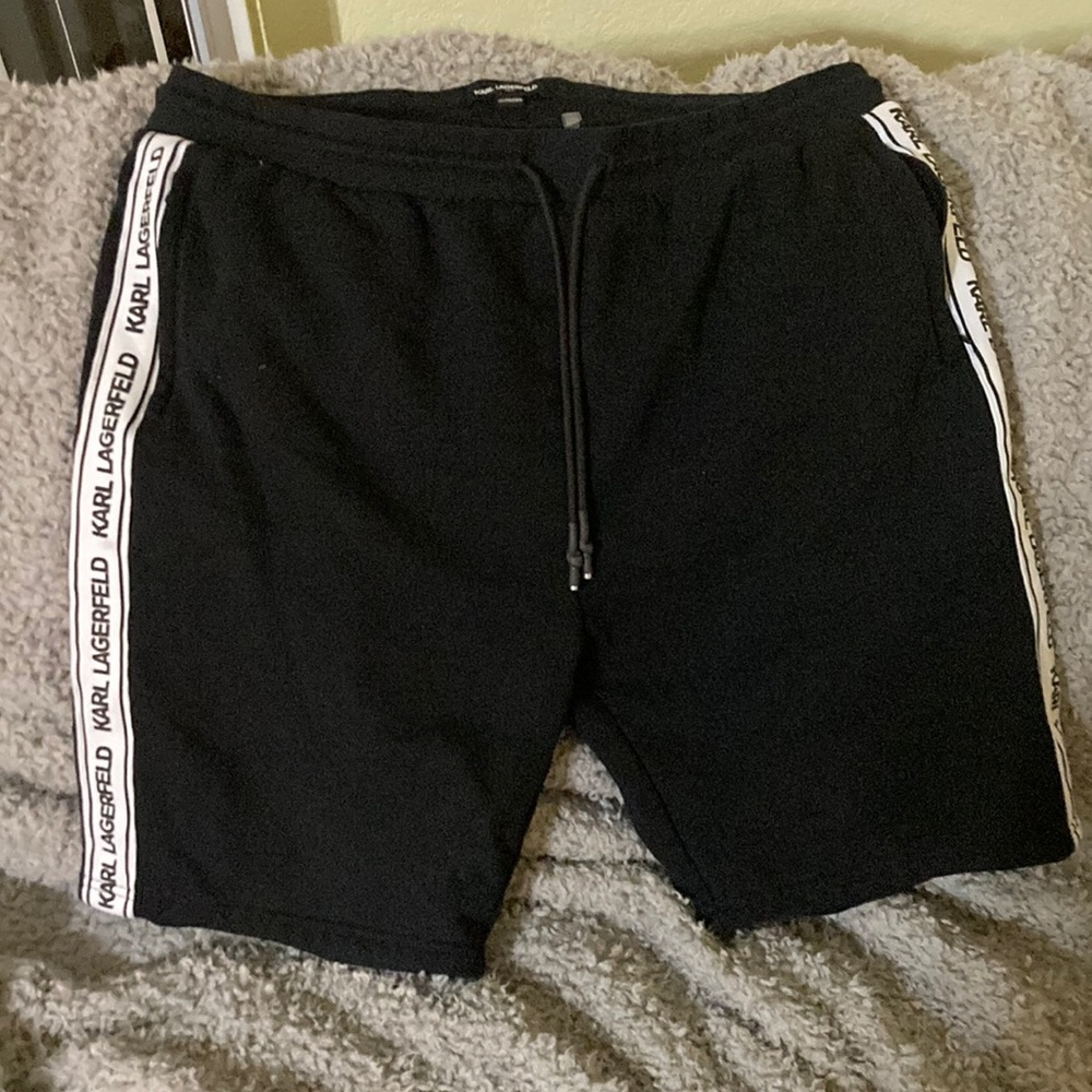 Mens black Karl lagerfeld sweat shorts xxl